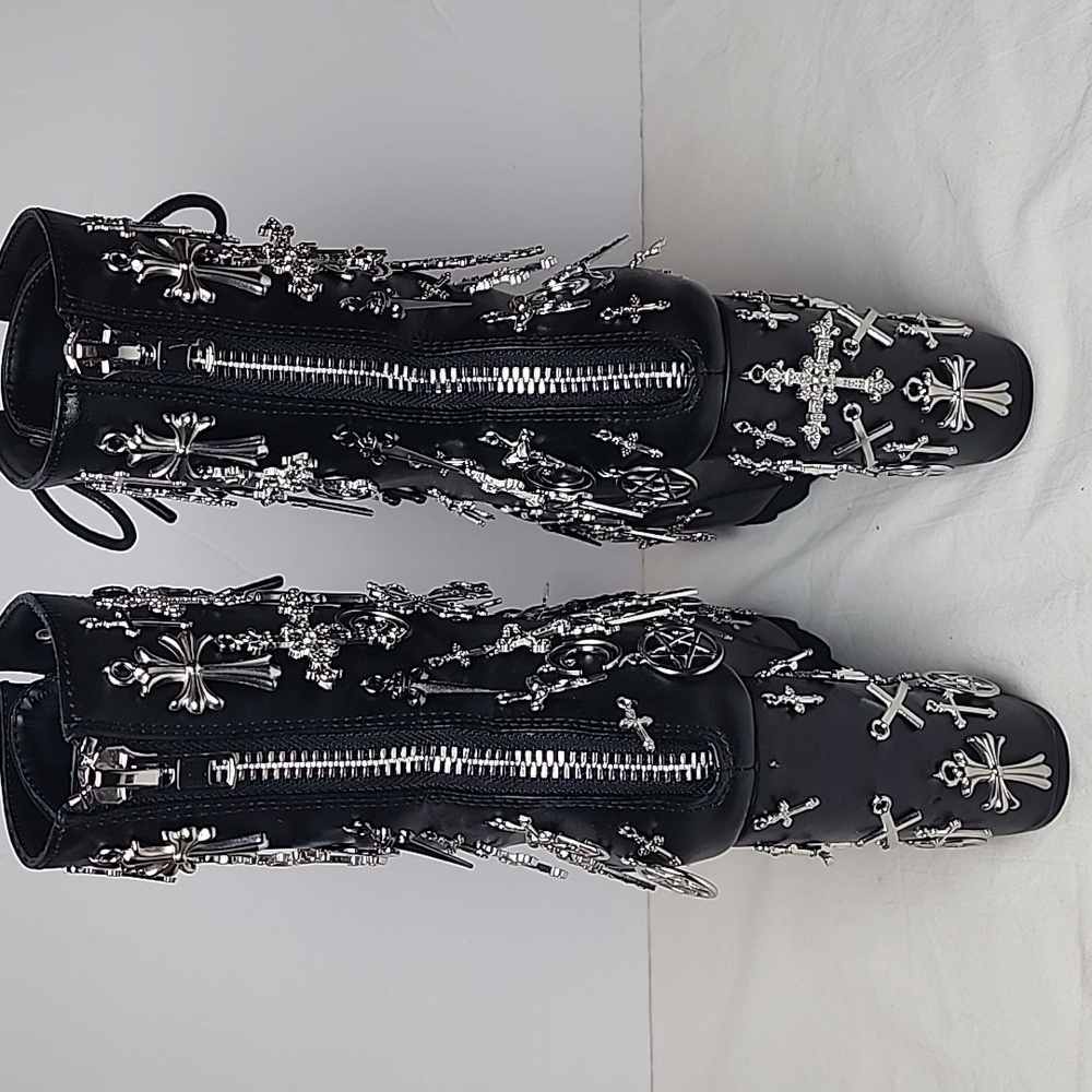 Dolls Kill Widow Idol Worship Charm Platform Boots Size 8 Goth Near New - Picture 4 of 14